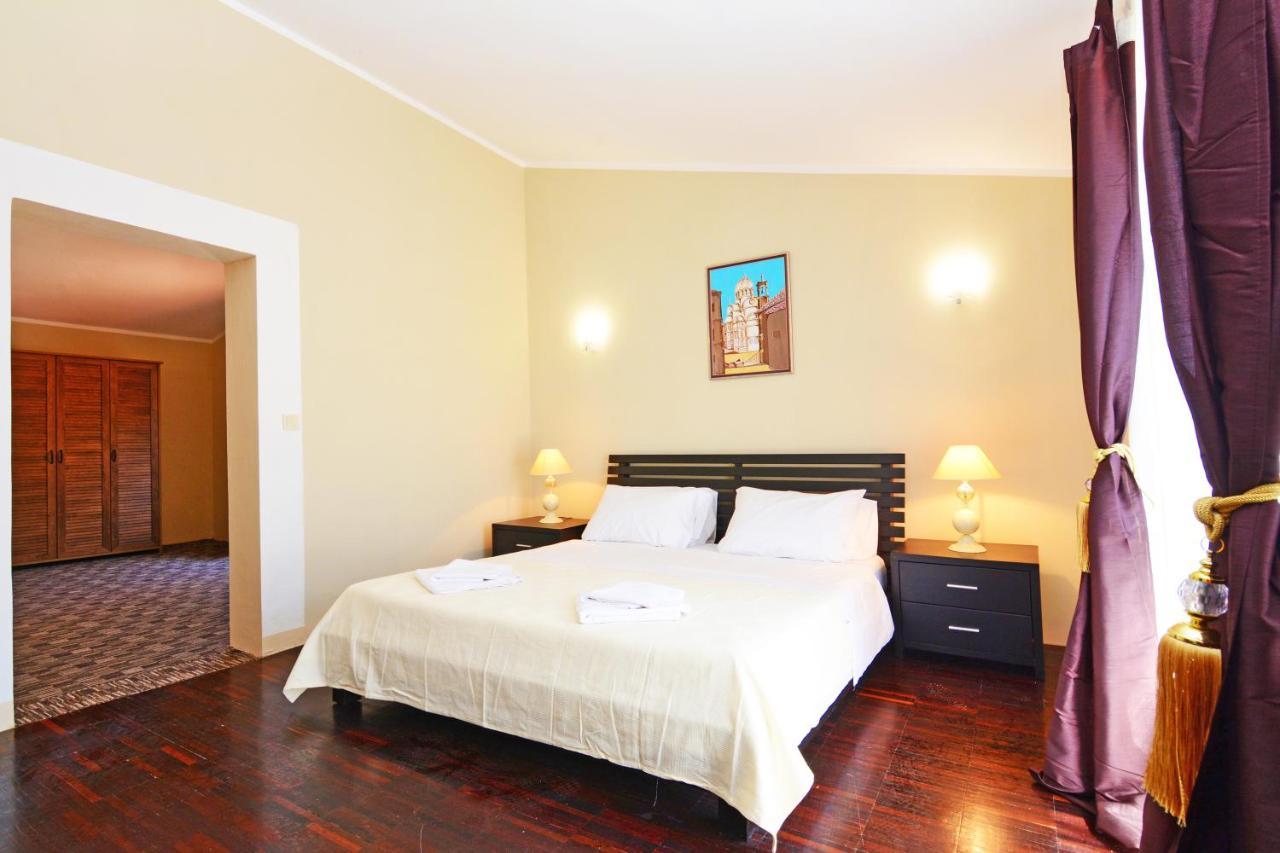 Deluxe Dreibettzimmer