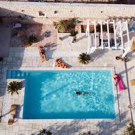 The Residence-2